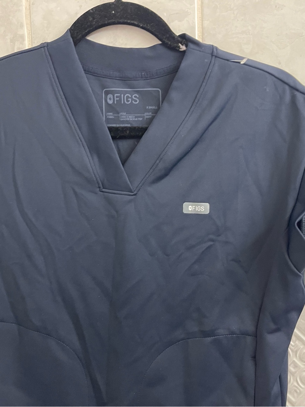 Figs Mira Banded Scrub Top XS NWOT - Picture 11 of 12